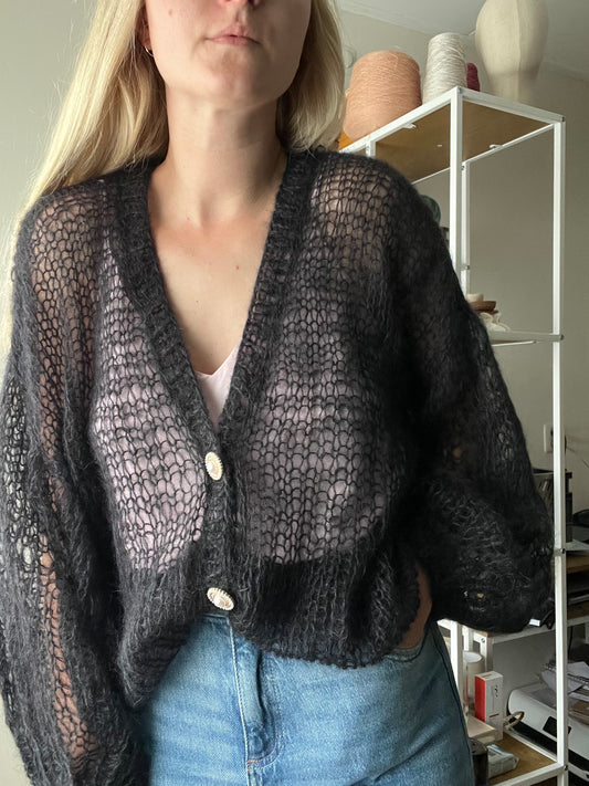 Cardigan “Aura’’ (digital product) English