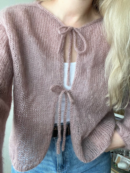 Jaka "Mila" Latviešu valodā