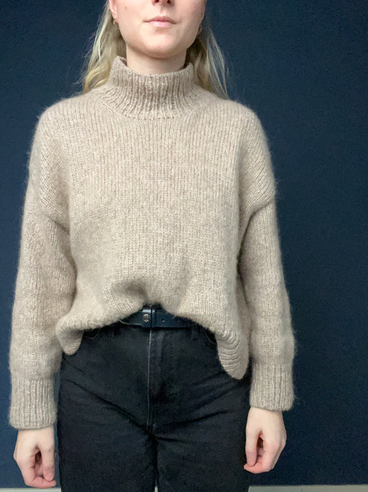 Džemperis "JAP" Latviešu valodā