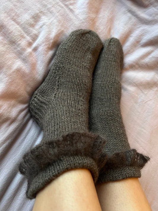 Zeķes "DIVI" Latviešu valodā