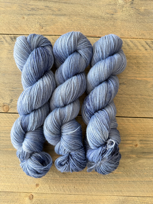 Hand dyed yarn by Stoncusknit colour 9