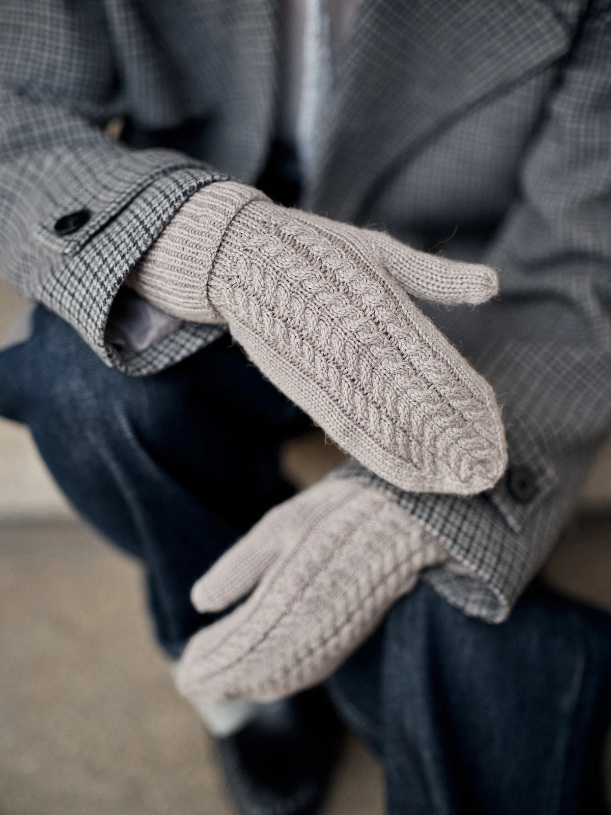 Foundations: 20 Knitted Accessories (English)